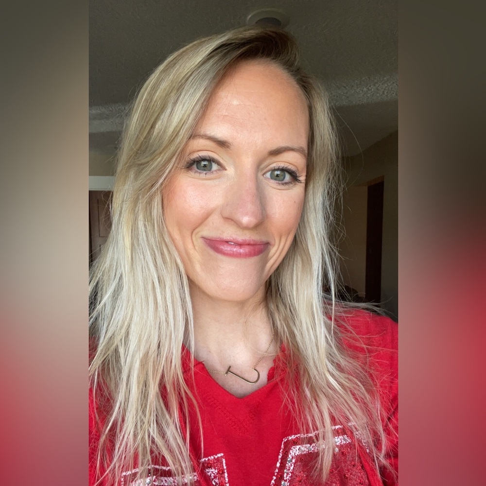 Meet your Posher, Justine